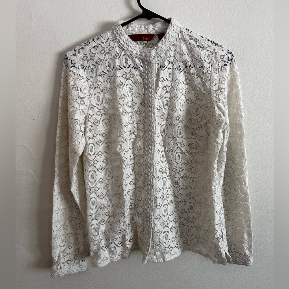 White Lace button up! Size S